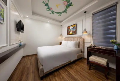 Chambre Double Deluxe — Golden Legend Palace Hotel & Travel